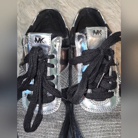 Michael Kors Allie Glitter Chain-Mesh Sneaker 7.5 - Picture 7 of 10